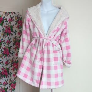 🩷 Joe Fresh Kids Pink 🩷 Gingham Bathrobe